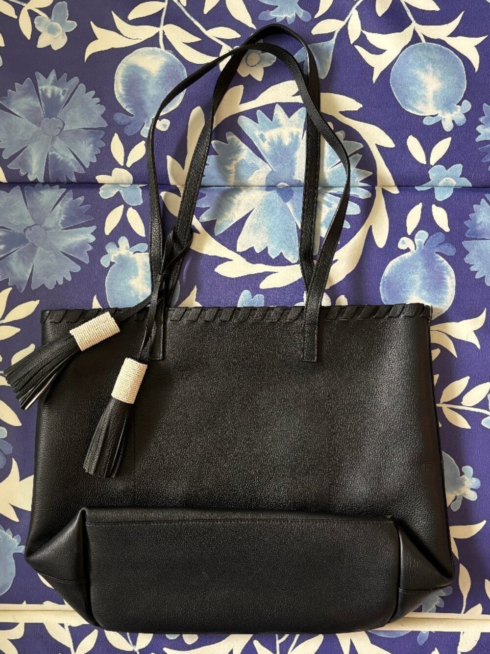 Kate Spade On Purpose Black Pebbled Leather Zip Top Tote Bag Beaded Tassels - Picture 2 of 7